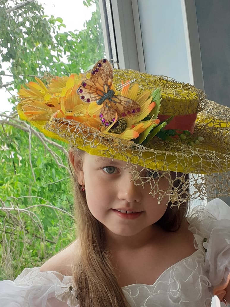 Семейный конкурс «Осенняя Шляпа» - Детский сад №10 комбинированного вида